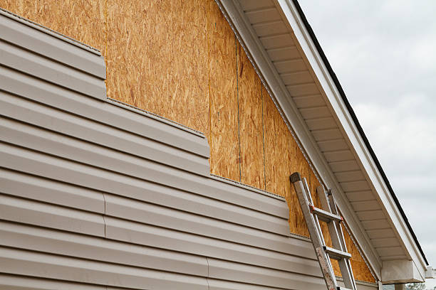 24/7 Emergency Siding Contractor experts in Madison, NC